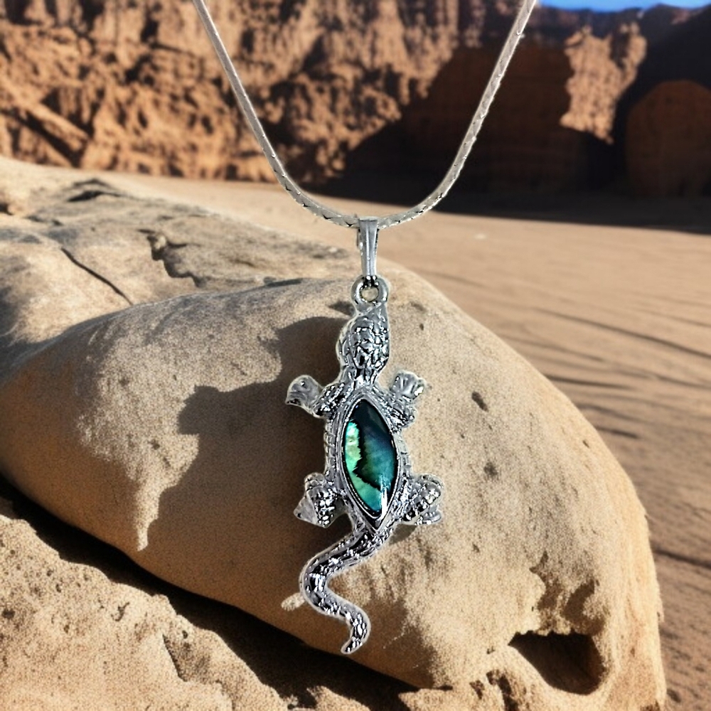 Vintage Lizard Gecko‎ Pendant Necklace Silver Tone Shell Glass Abalone Inlay - Picture 16 of 16